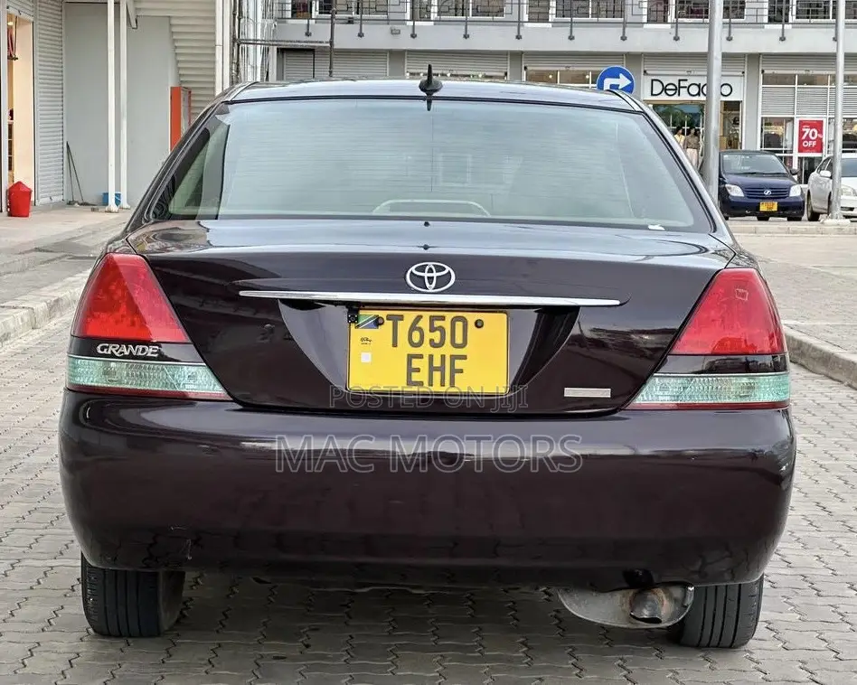 Toyota Mark II 2.0 RWD 2004 Burgundy