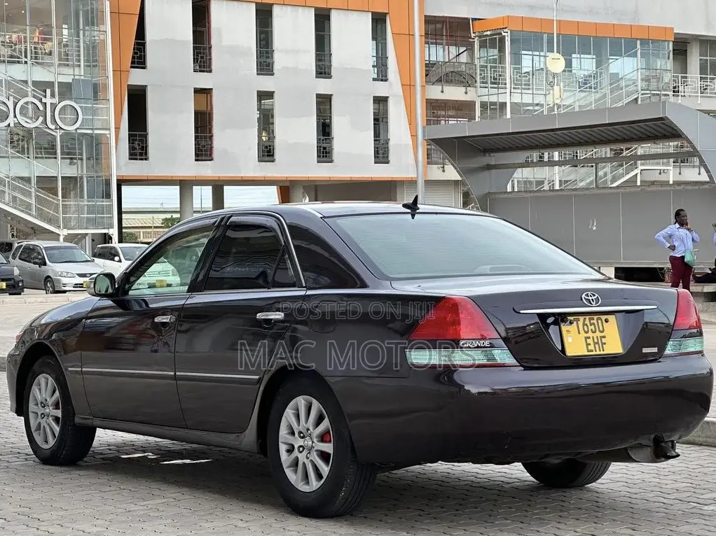 Toyota Mark II 2.0 RWD 2004 Burgundy