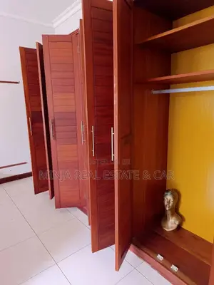 Furnished 4bdrm Apartment in Oyster Bay for rent
