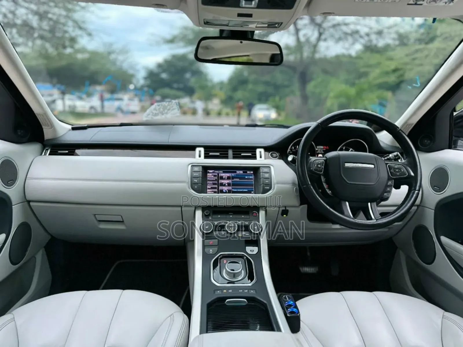 Land Rover Range Rover Evoque 2013 Pearl