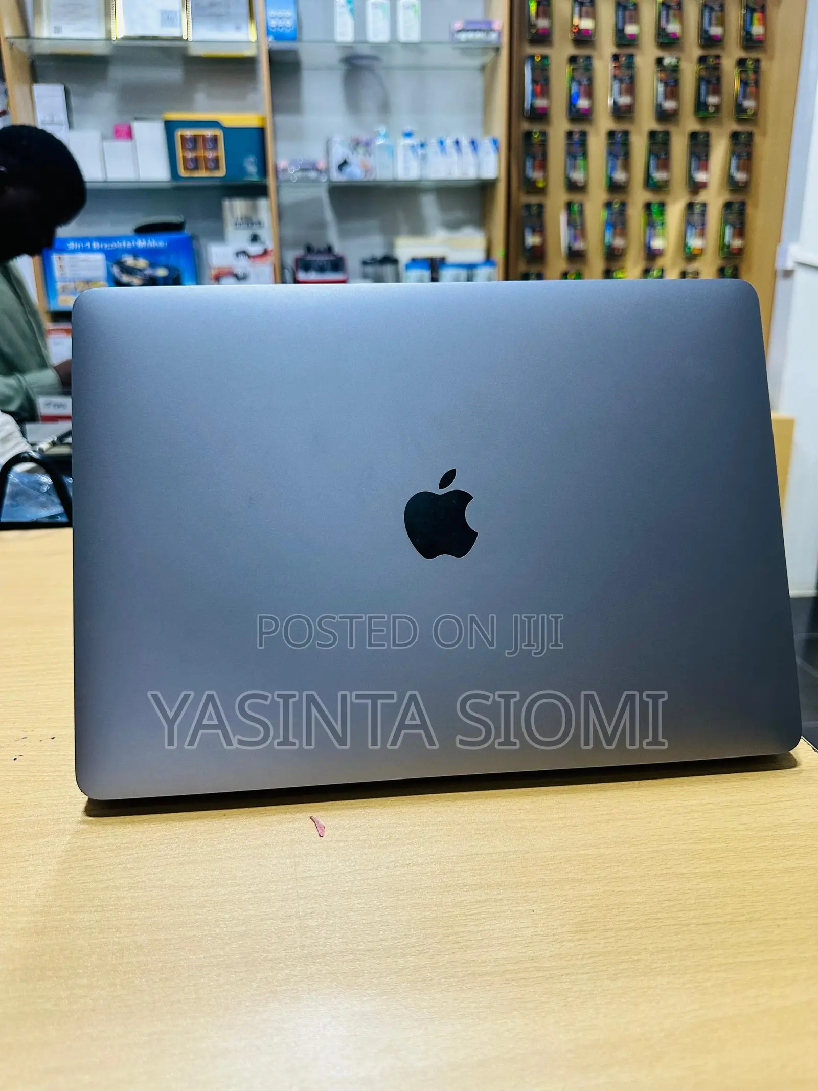 Laptop Apple MacBook Pro 2020 8GB Apple M1 SSD 512GB