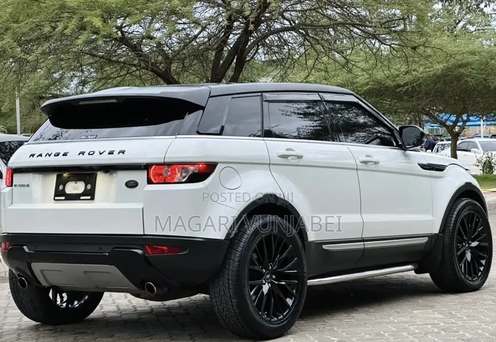 Land Rover Range Rover Vogue 2014 Off white