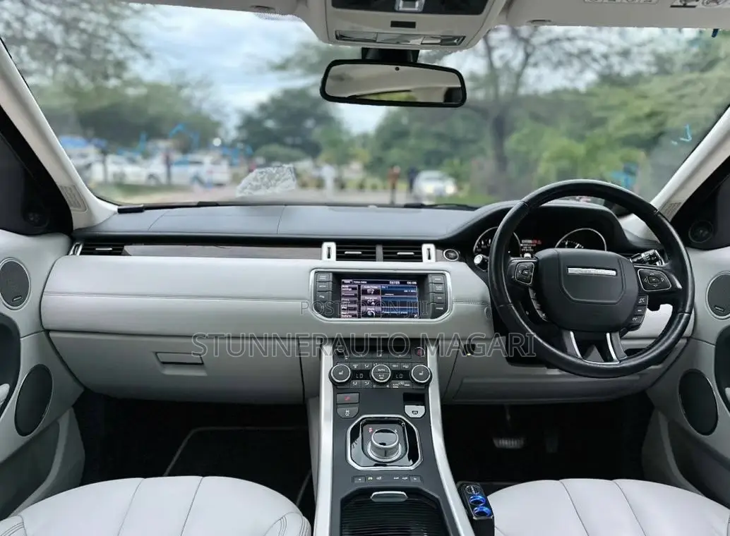 Land Rover Range Rover Evoque 2014 White