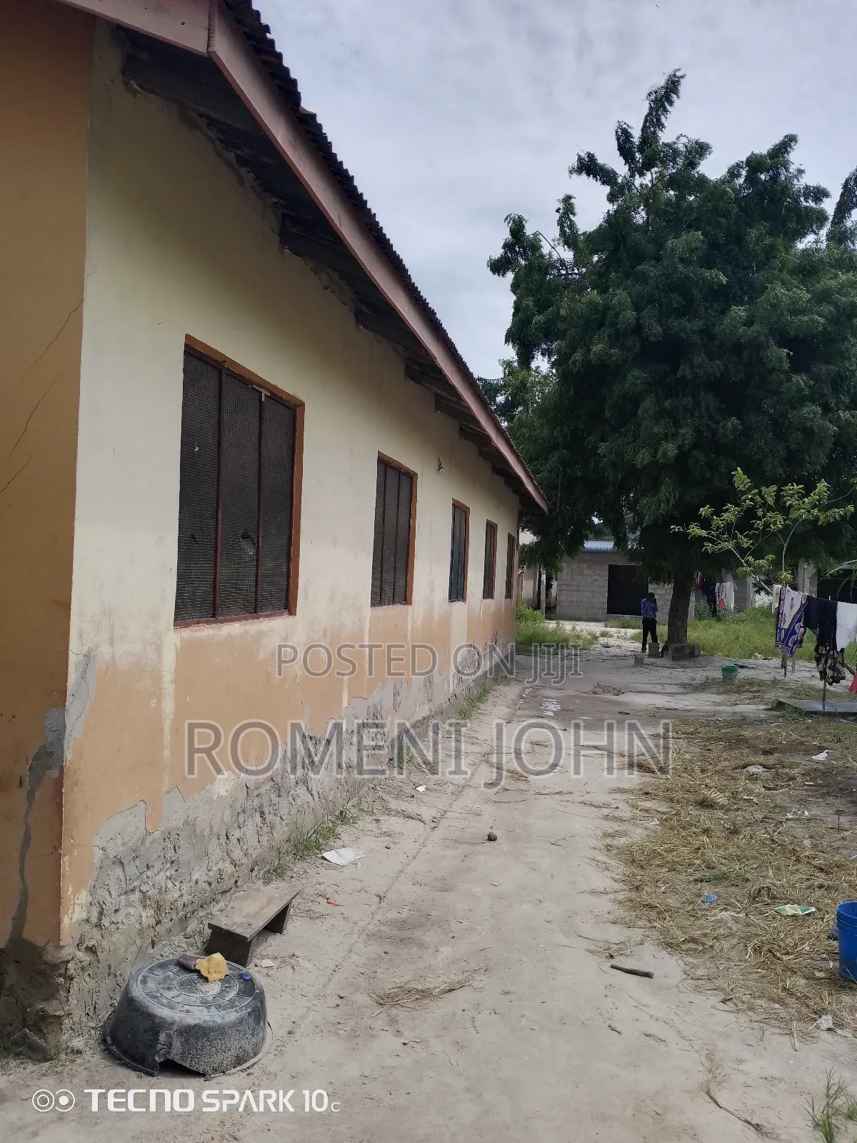 10bdrm House in Tanzania Daresalaam, Ilala for sale