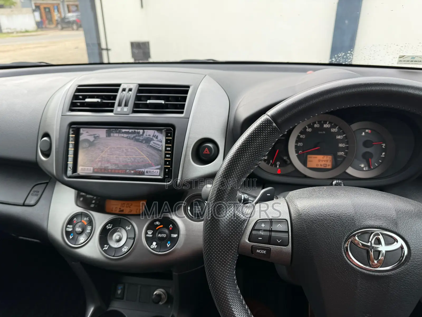 Toyota Vanguard 2010 Burgundy
