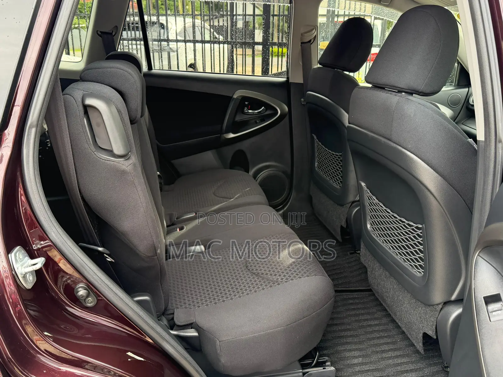 Toyota Vanguard 2010 Burgundy