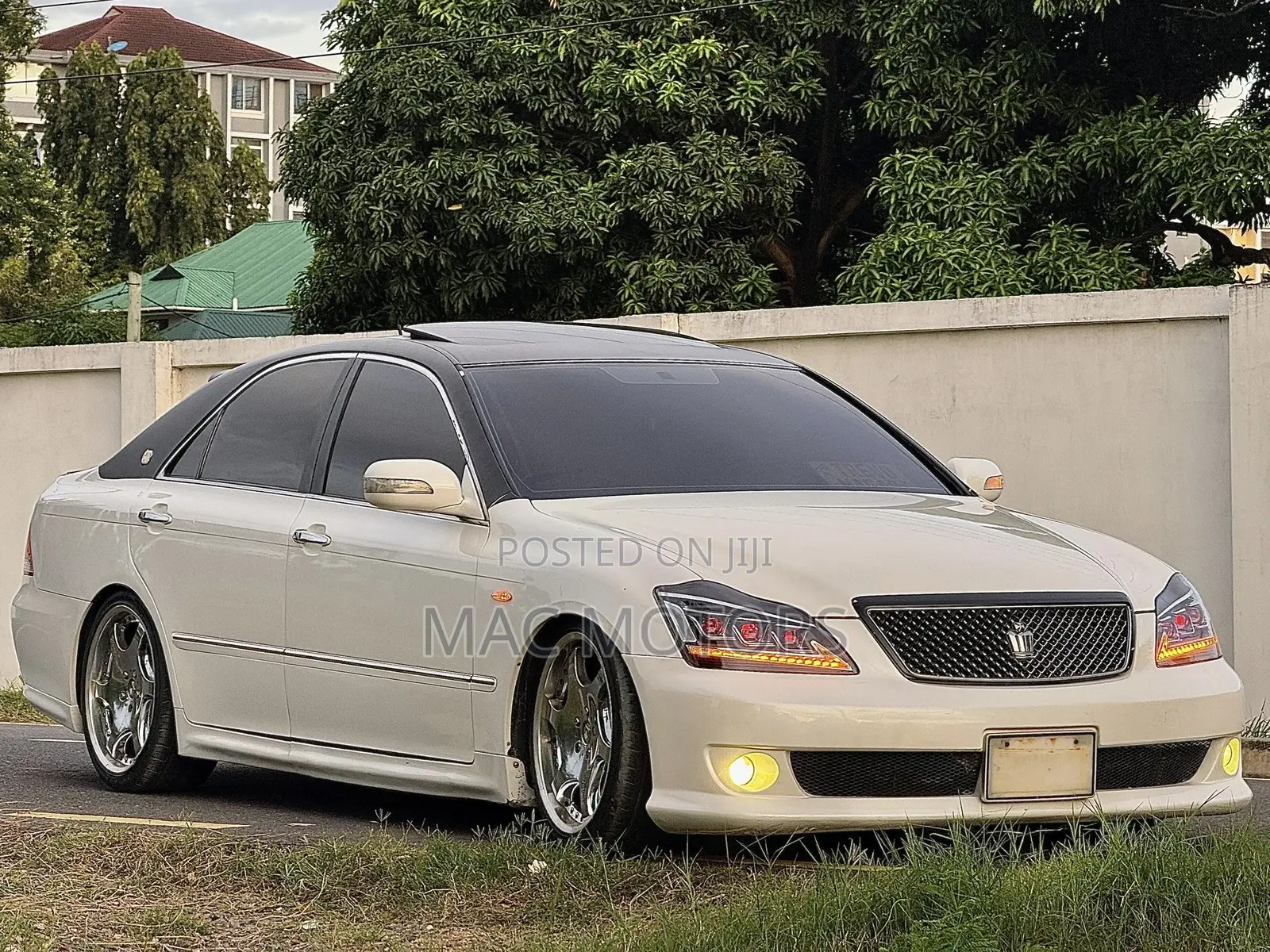 Toyota Crown 2007 White