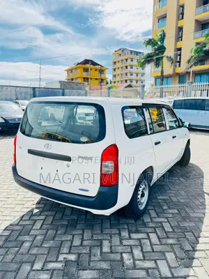 Toyota Probox 2005 White
