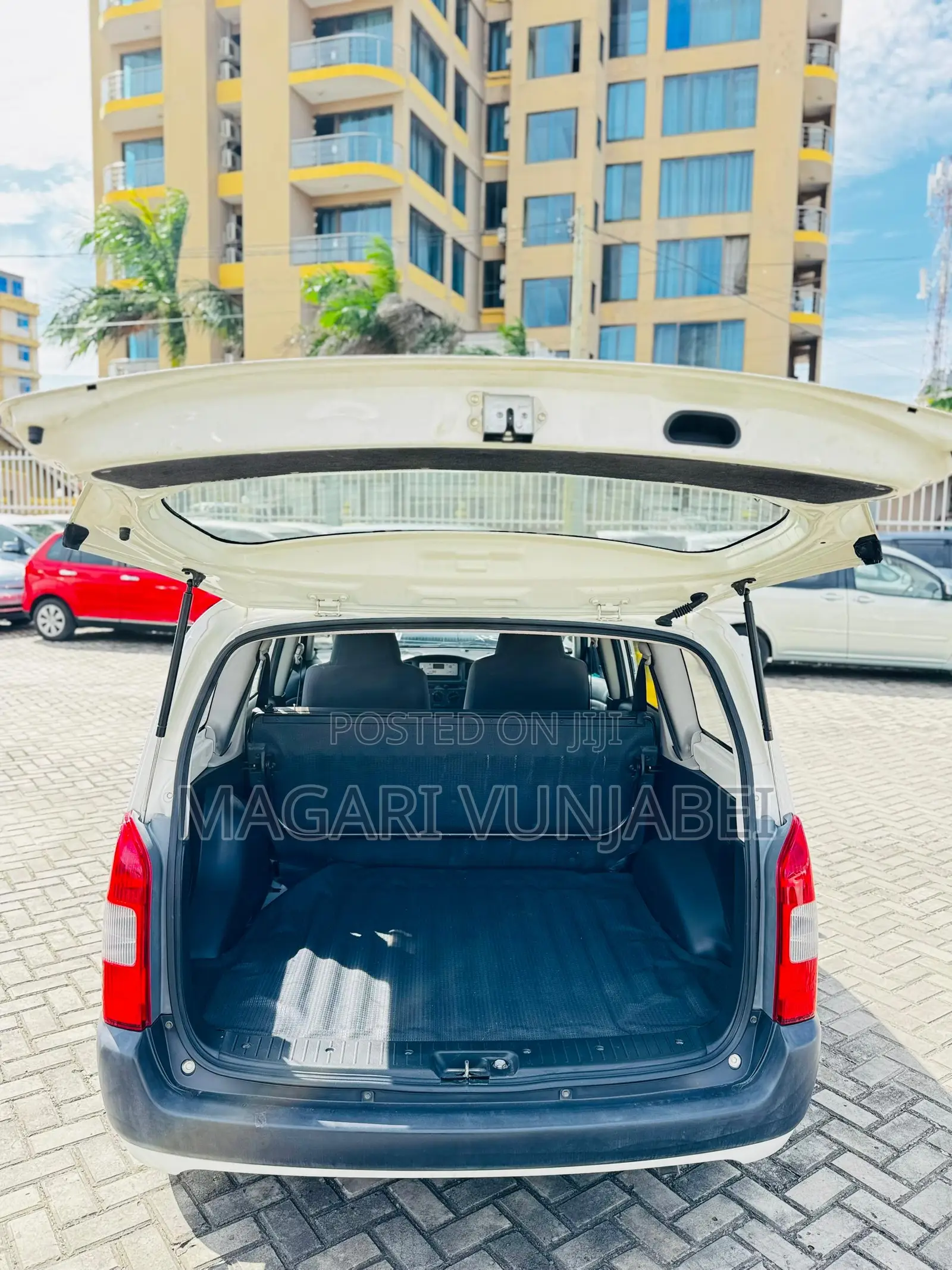 Toyota Probox 2005 White
