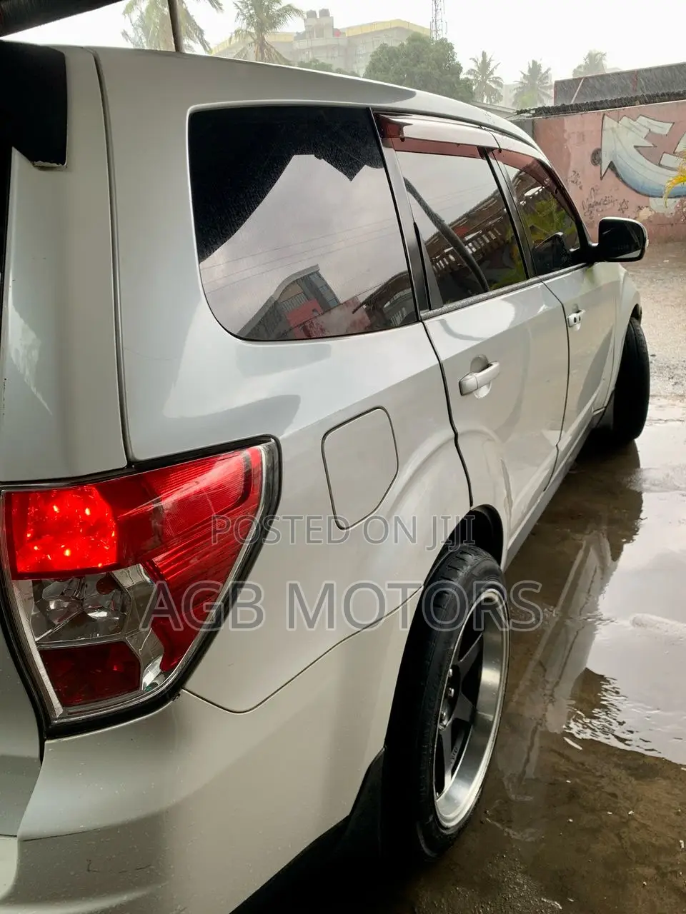 Subaru Forester 2010 Pearl