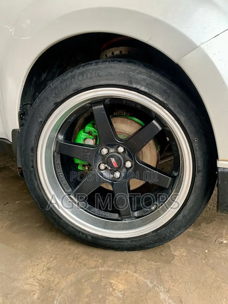 Subaru Forester 2010 Pearl