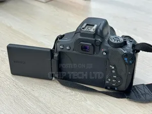 Canon 750d With Lens