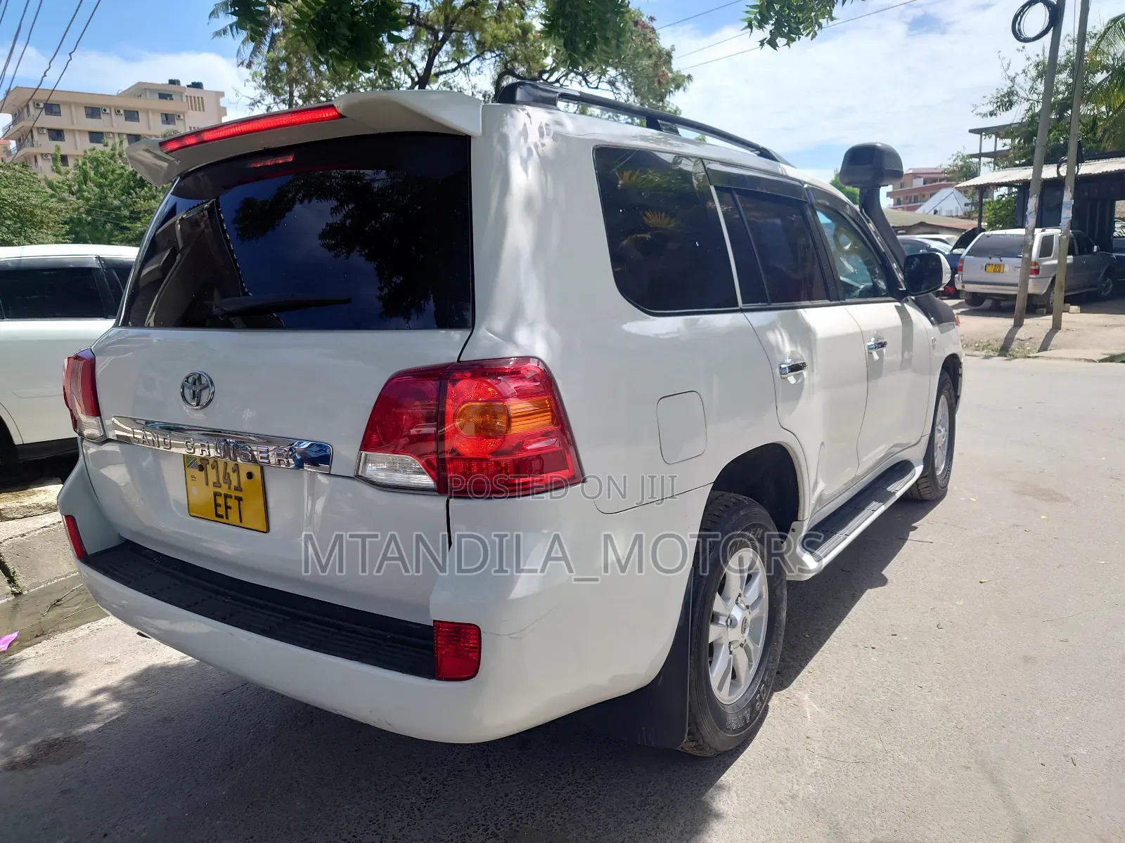 Toyota Land Cruiser 4.5 V8 TD GX-R 2010 White