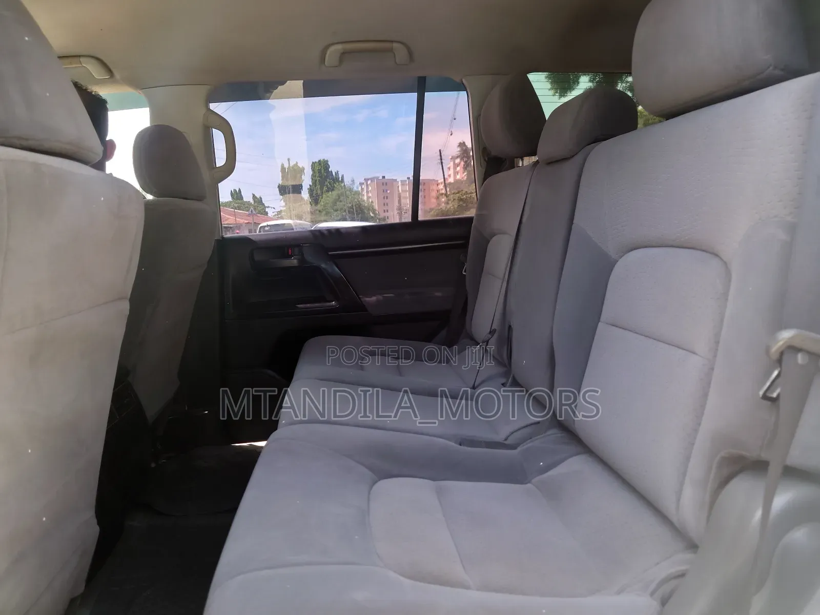 Toyota Land Cruiser 4.5 V8 TD GX-R 2010 White