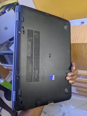 Laptop HP EliteBook 820 G3 8GB Intel Core I5 SSD 256GB