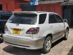 Toyota Harrier 2003 White