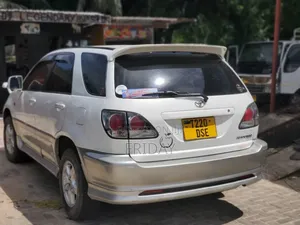 Toyota Harrier 2003 White