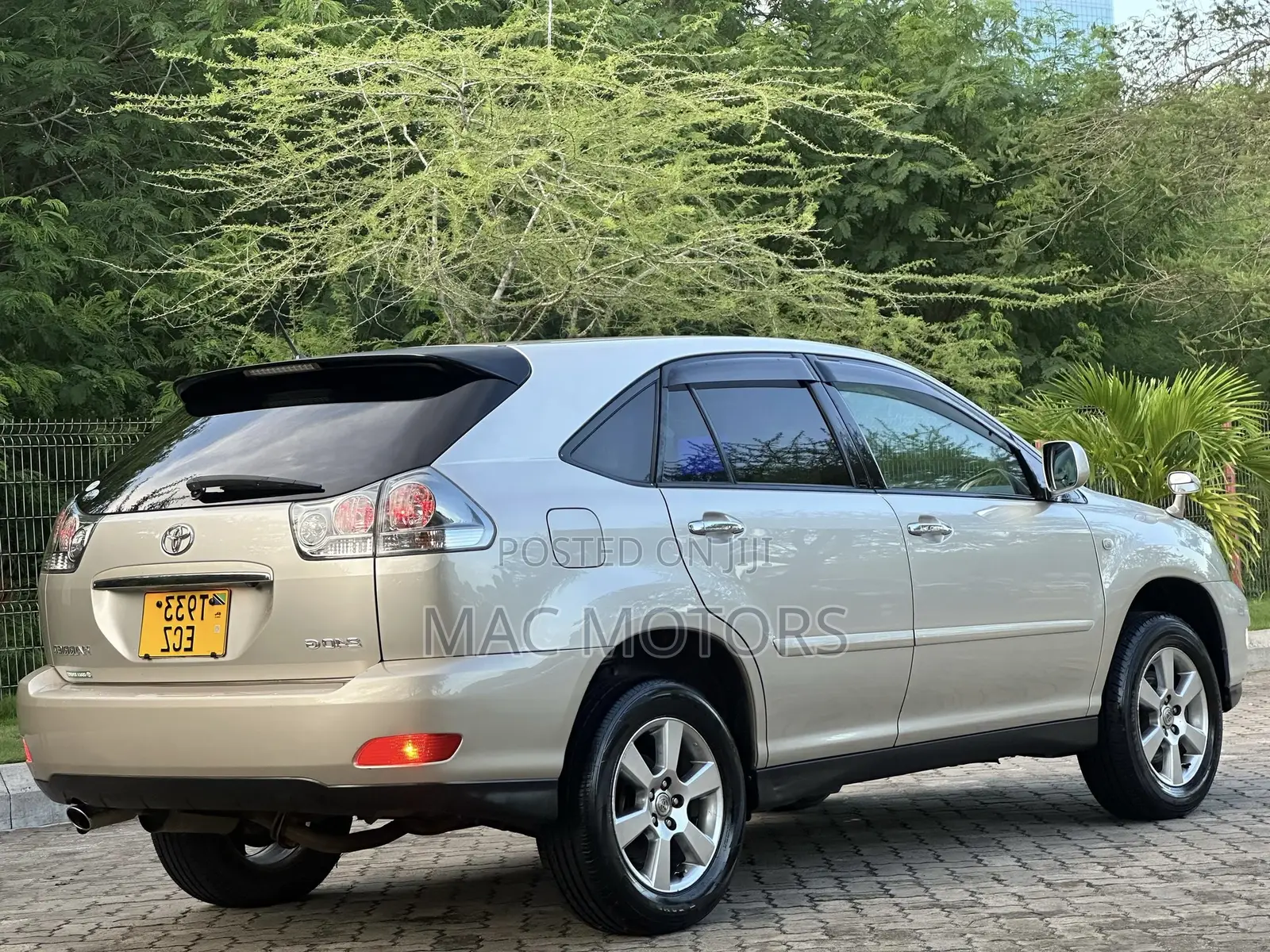Toyota Harrier 2.4 2007 Beige