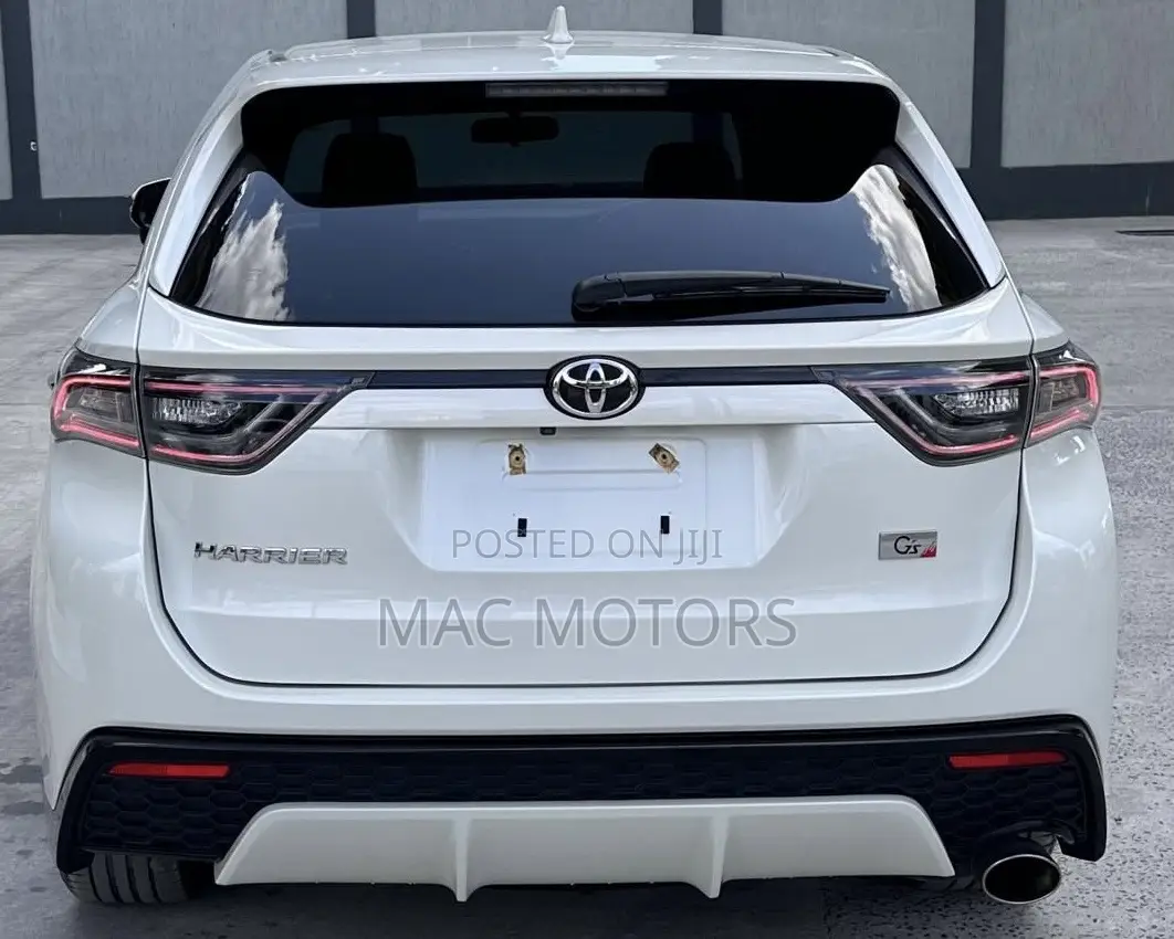 Toyota Harrier 2.0 2015 Off white