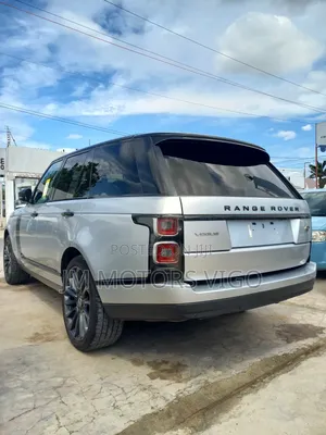 Land Rover Range Rover Vogue 2016 Silver