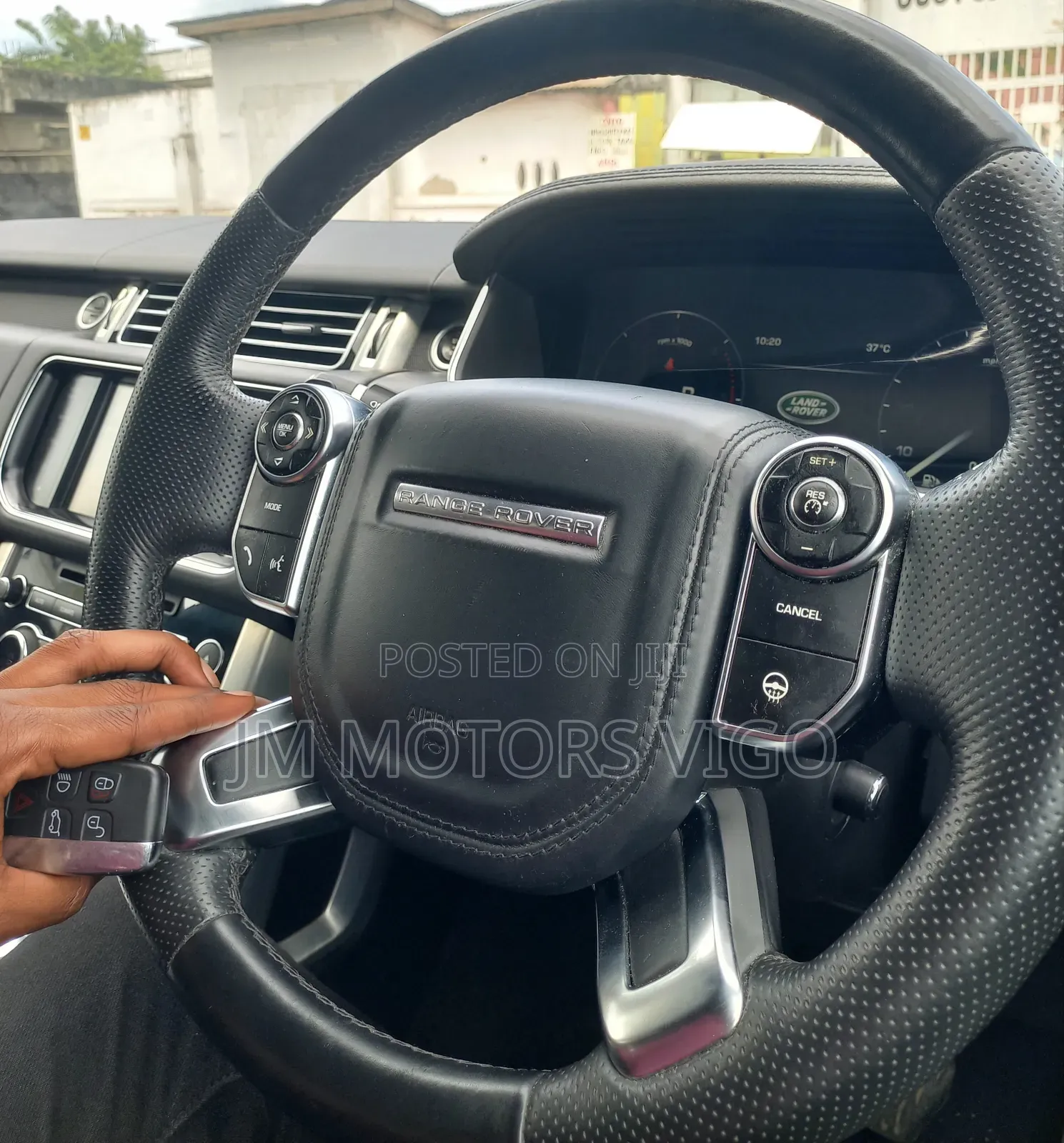 Land Rover Range Rover Vogue 2016 Silver