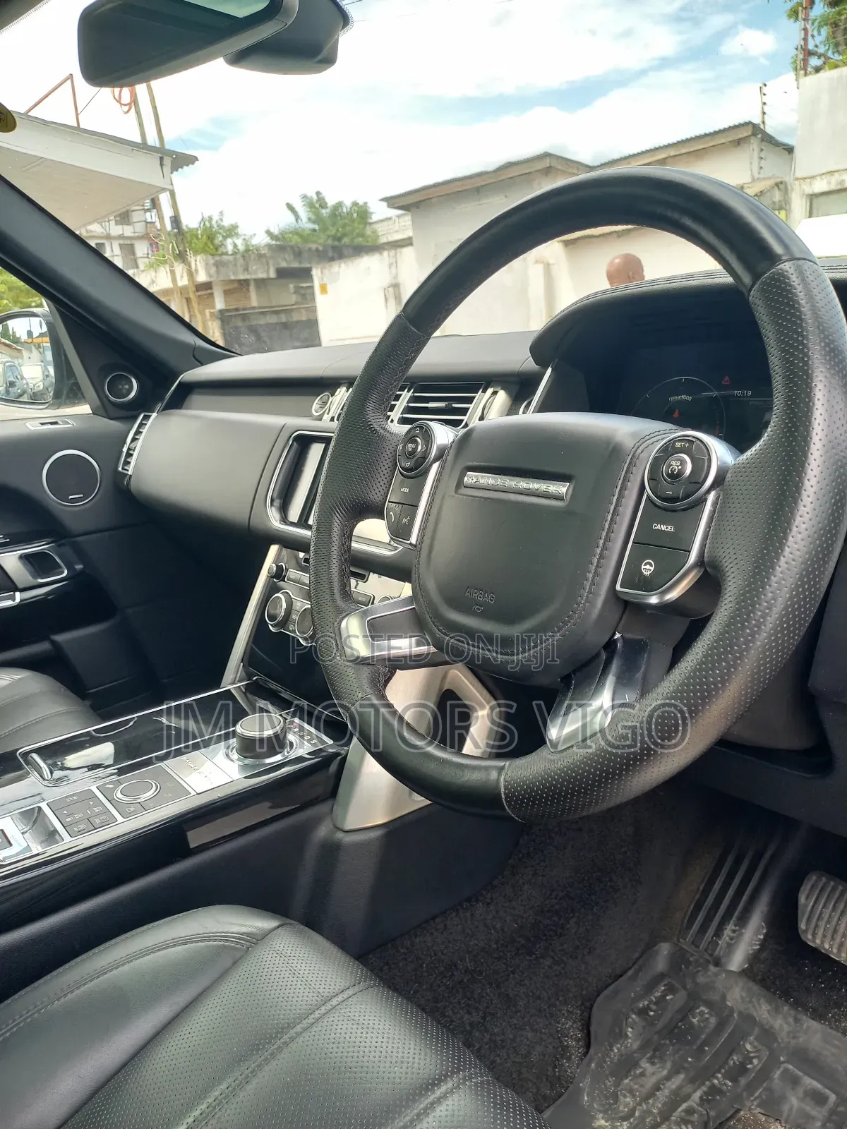 Land Rover Range Rover Vogue 2016 Silver