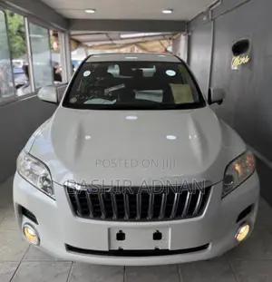 Photo - Toyota Vanguard 2009 White