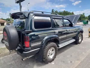 Toyota Land Cruiser 90 Automatic 2002 Blue