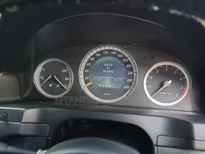 Mercedes-Benz C-Class C 180 Kompressor (S204) 2008 Red