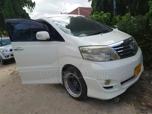 Toyota Alphard 2.4 Petrol AWD 2006 White