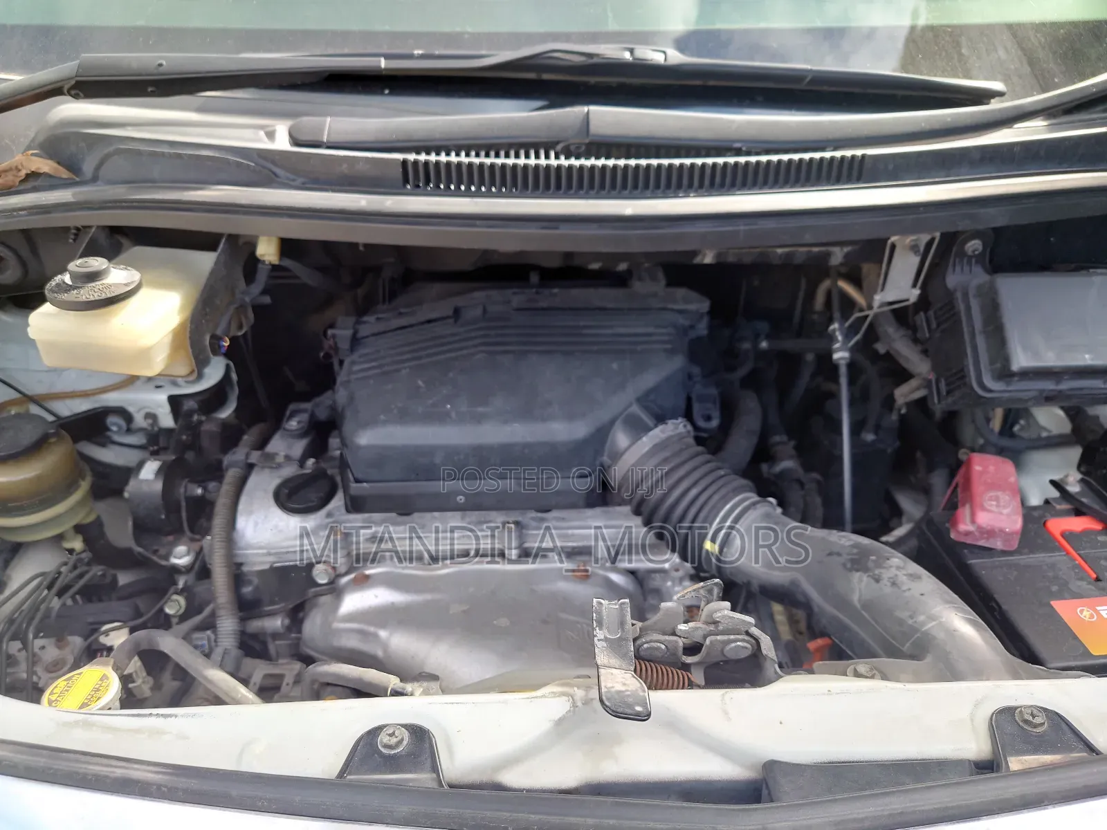 Toyota Alphard 2.4 Petrol AWD 2006 White
