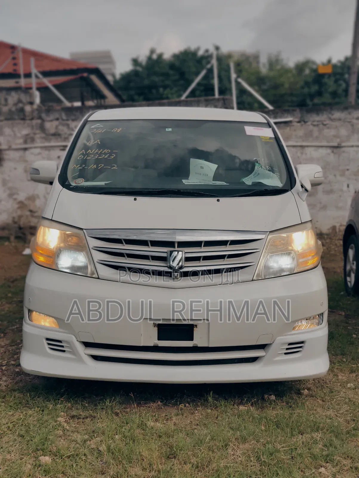 Toyota Alphard 2.4 Petrol FWD 2005 White