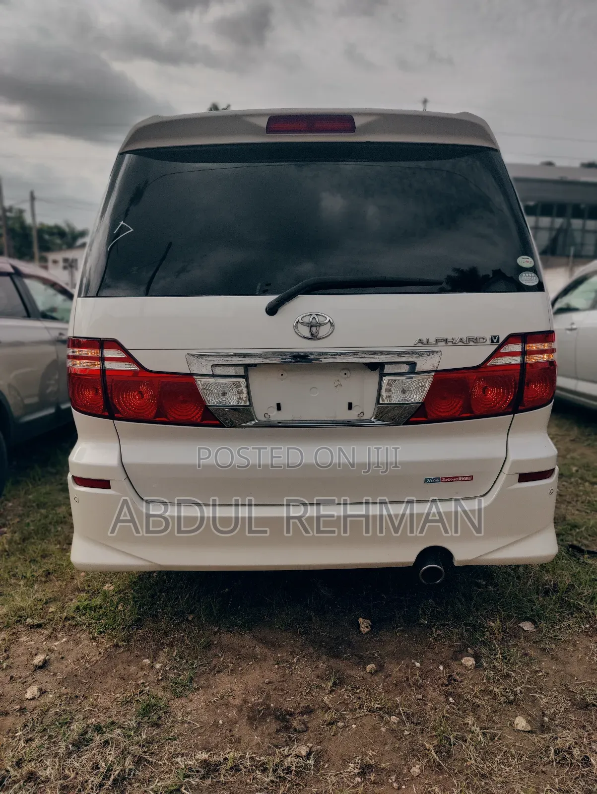Toyota Alphard 2.4 Petrol FWD 2005 White