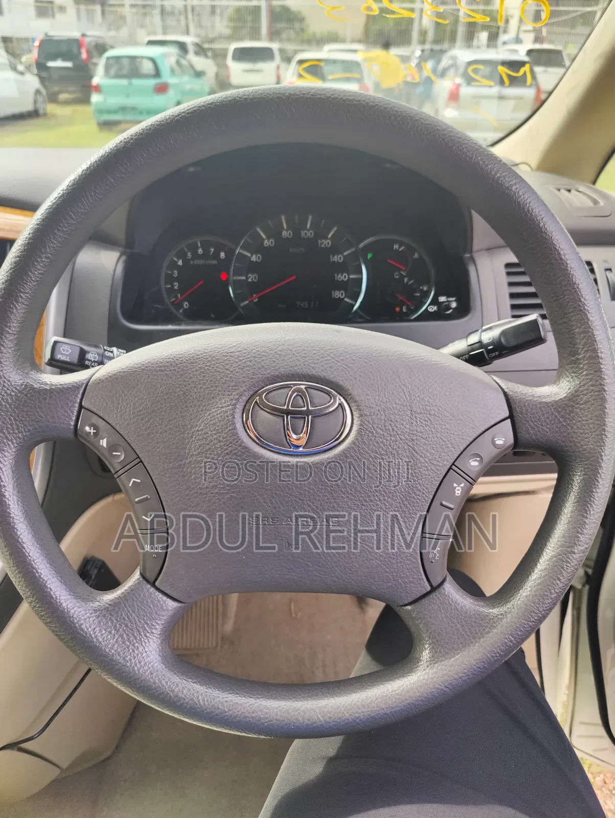 Toyota Alphard 2.4 Petrol FWD 2005 White