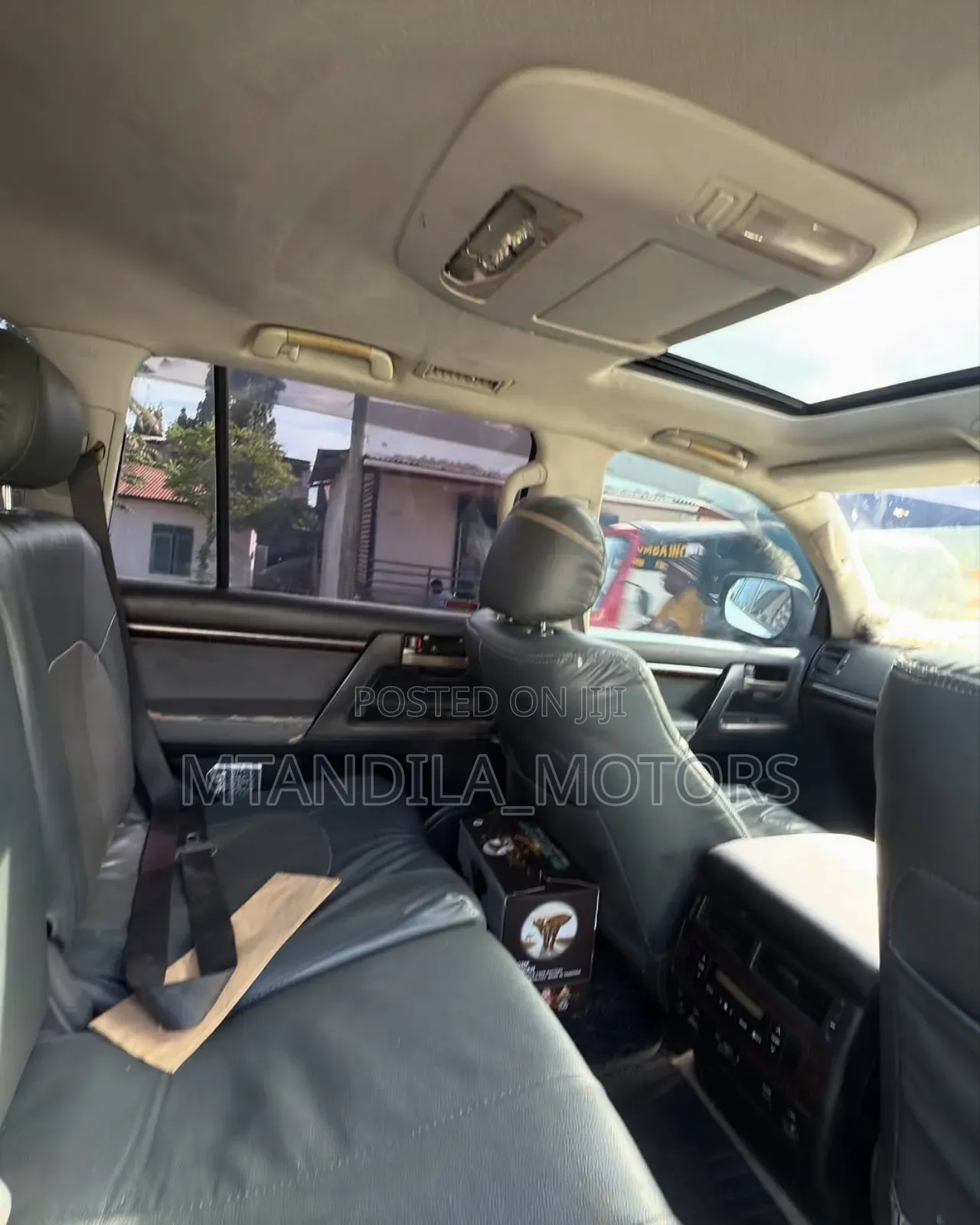 Toyota Land Cruiser 2009 White