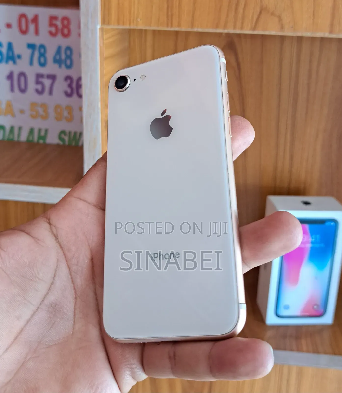 Apple iPhone 8 64 GB Gold