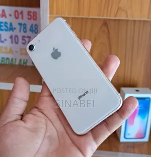 Apple iPhone 8 Plus 64 GB Gold