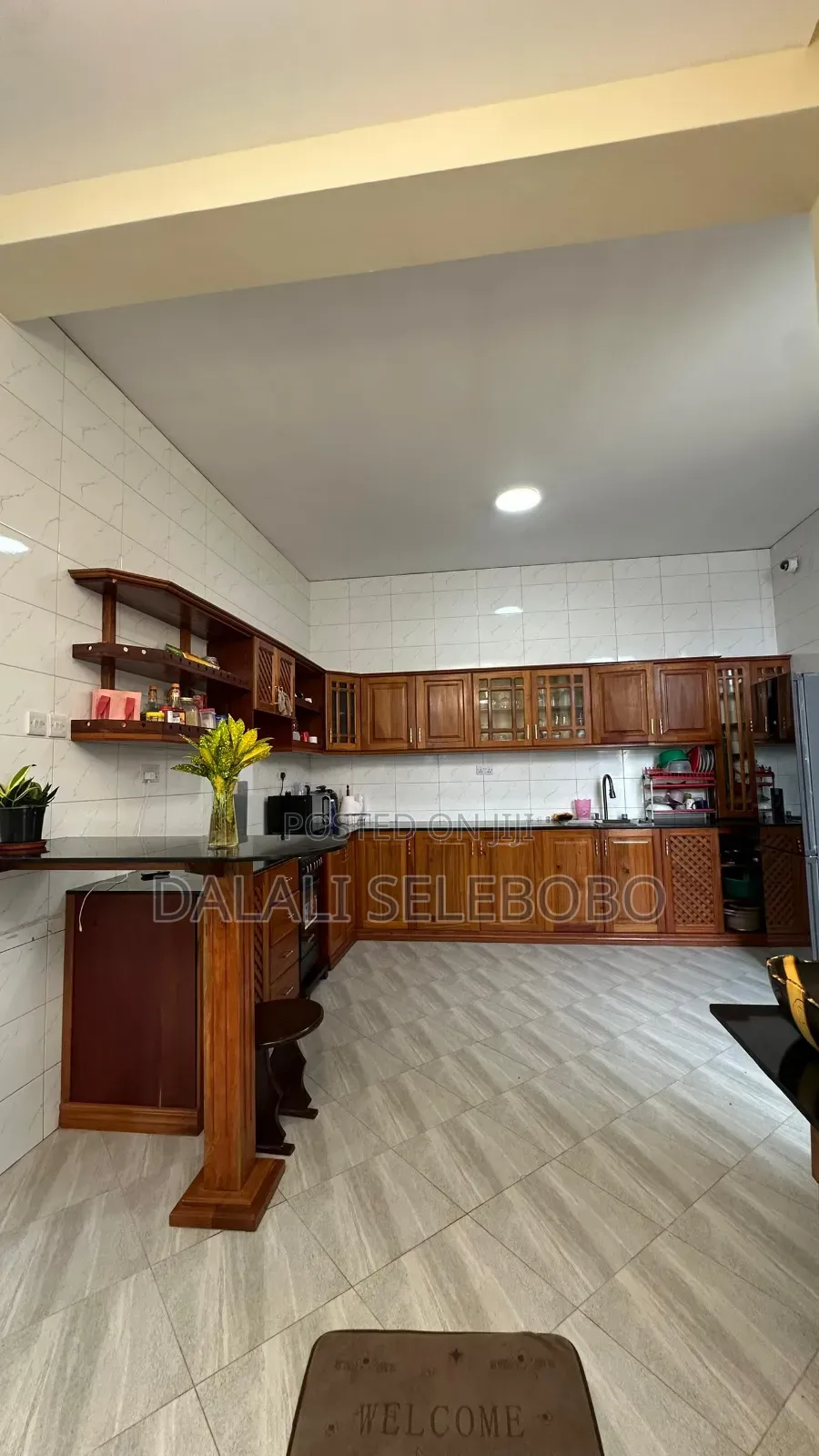 4bdrm Bungalow in Makumbusho, Kinondoni for sale