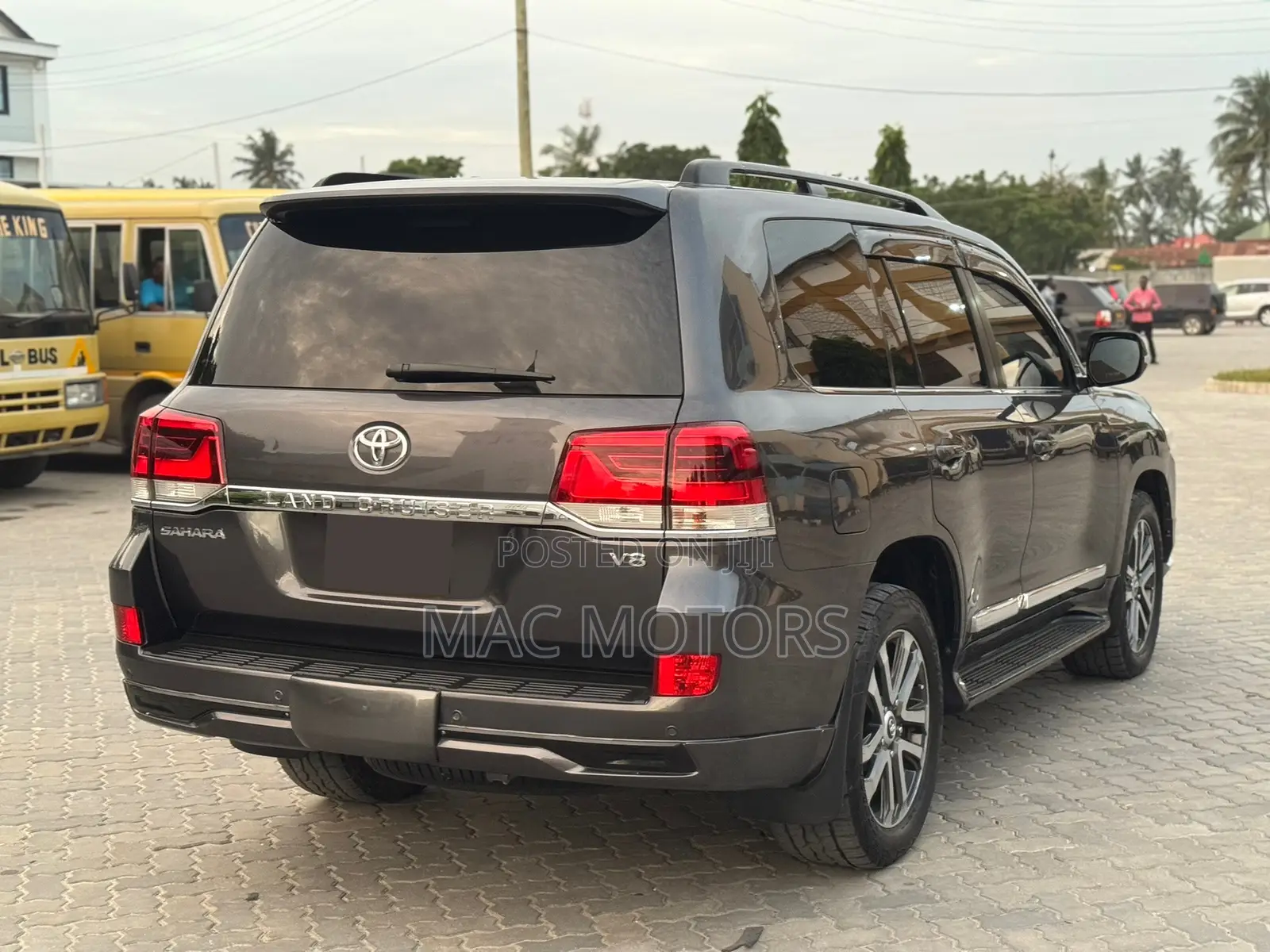 Toyota Land Cruiser 2017 Gray