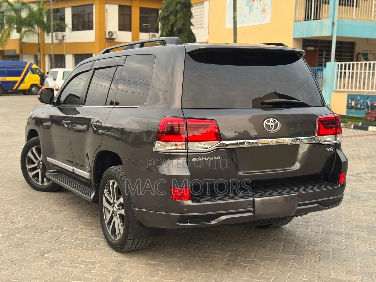 Toyota Land Cruiser 2017 Gray