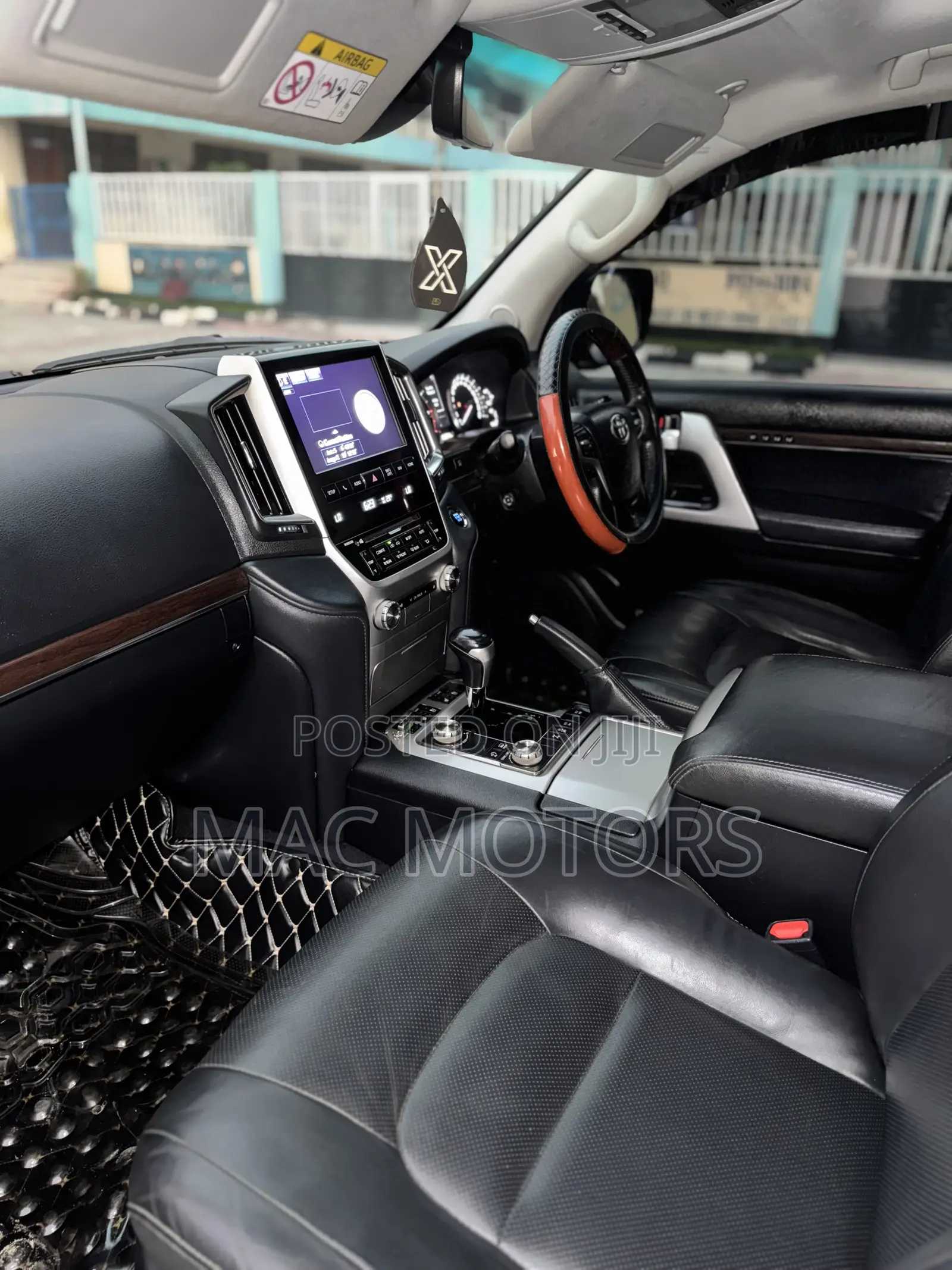 Toyota Land Cruiser 2017 Gray