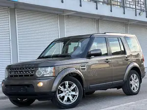 Land Rover Discovery 2011 Gold