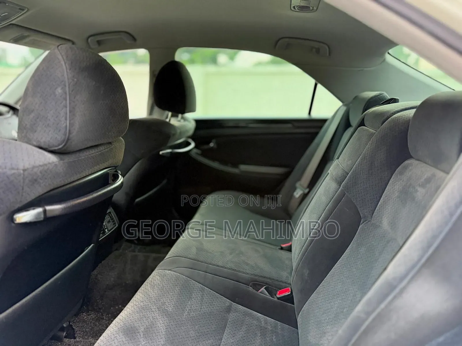Toyota Crown 2006 White