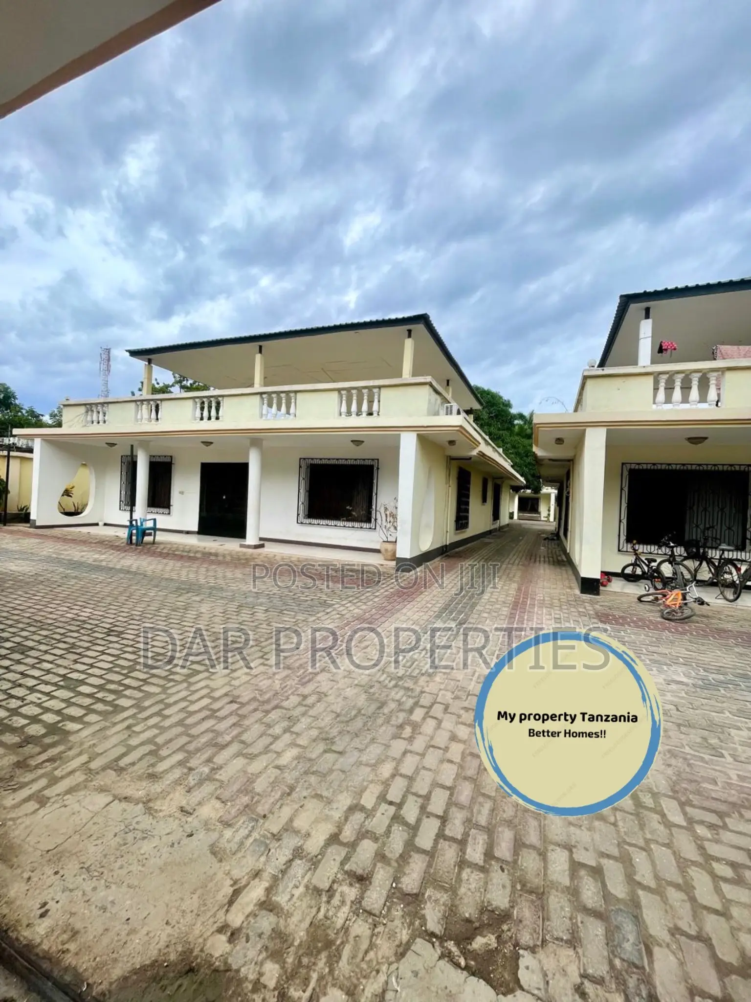 Furnished 3bdrm Villa in Masaki St for rent