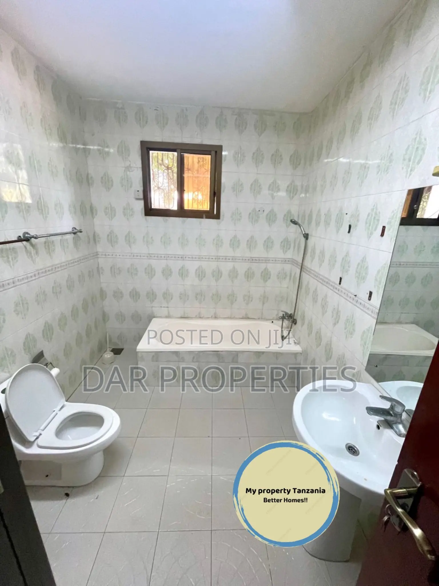 Furnished 3bdrm Villa in Masaki St for rent