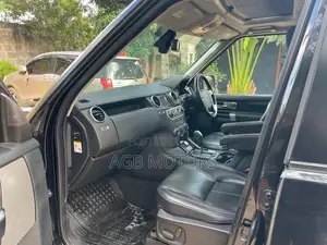 Land Rover Discovery 2010 Black