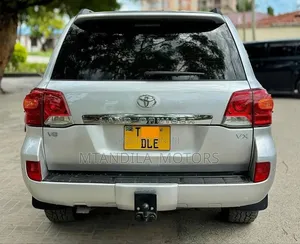 Toyota Land Cruiser 4.5 V8 TD STD 2009 Silver