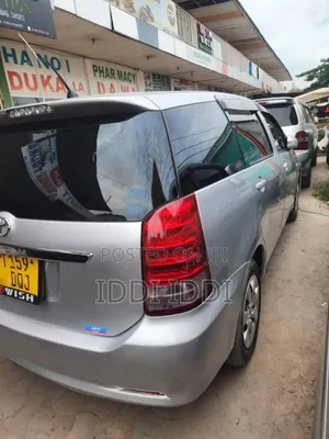Photo - Toyota Wish 2007 Silver