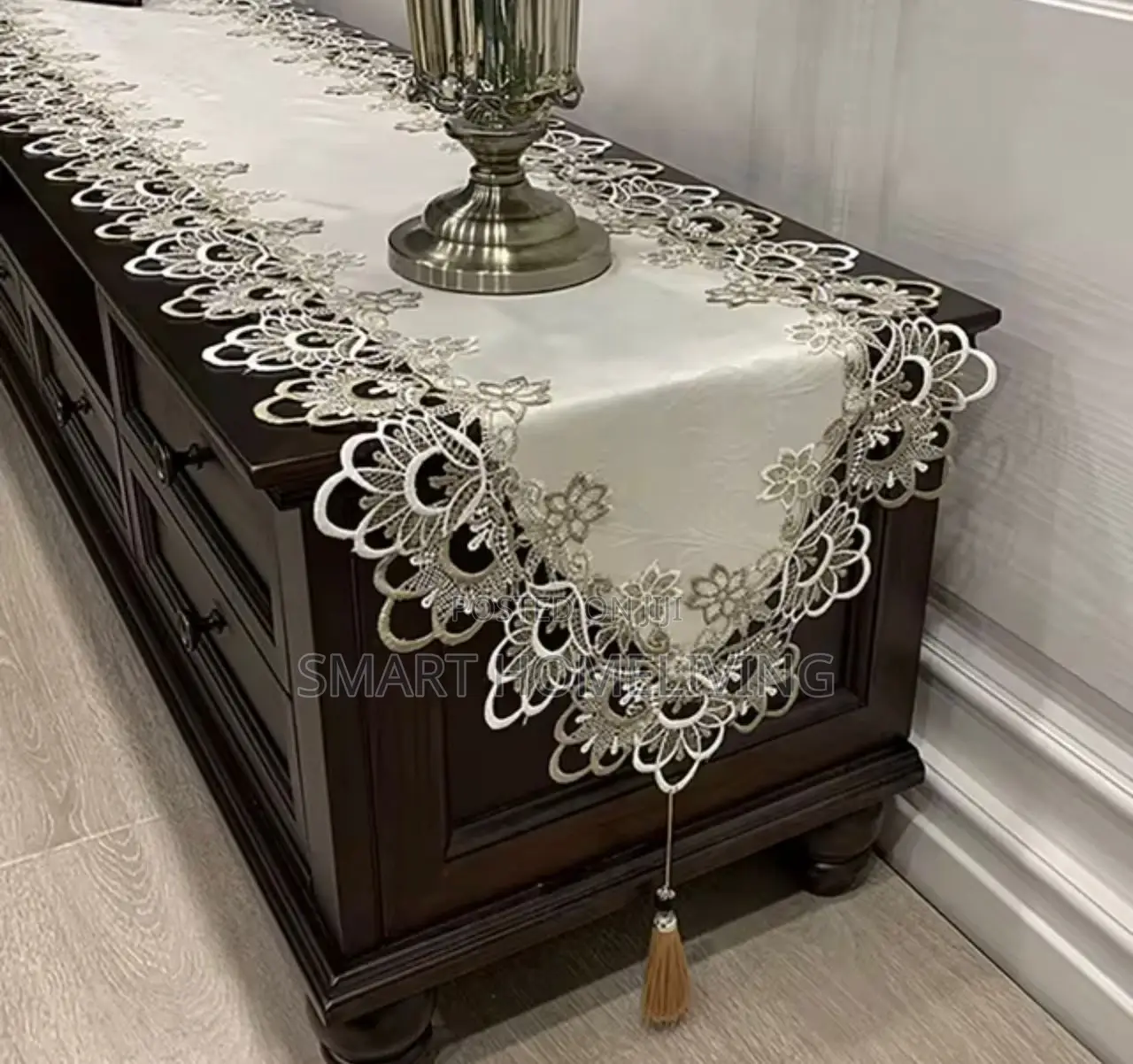 Table Runner