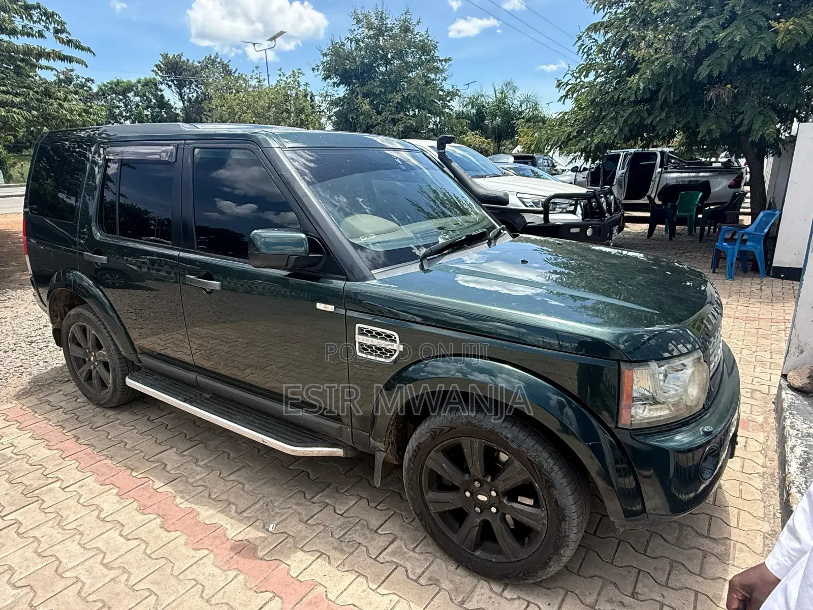 Land Rover Discovery 2011 Green